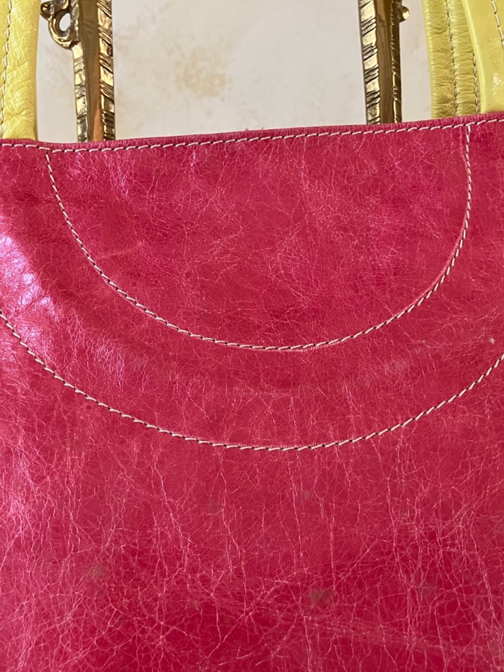 INNUE - ITALIAN GENUINE LEATHER PINK HANDBAG WITH YELLOW ACCENTS - Picture 3 of 11